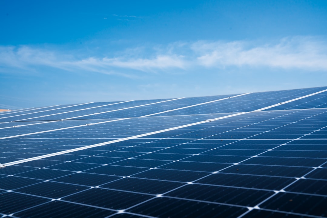 238429204c8940d59db3d0b980036fd3 solar panels on a roof