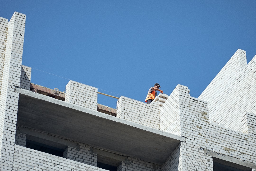 2b86dd6630164e05a948879c72a2d745 a person on a roof
